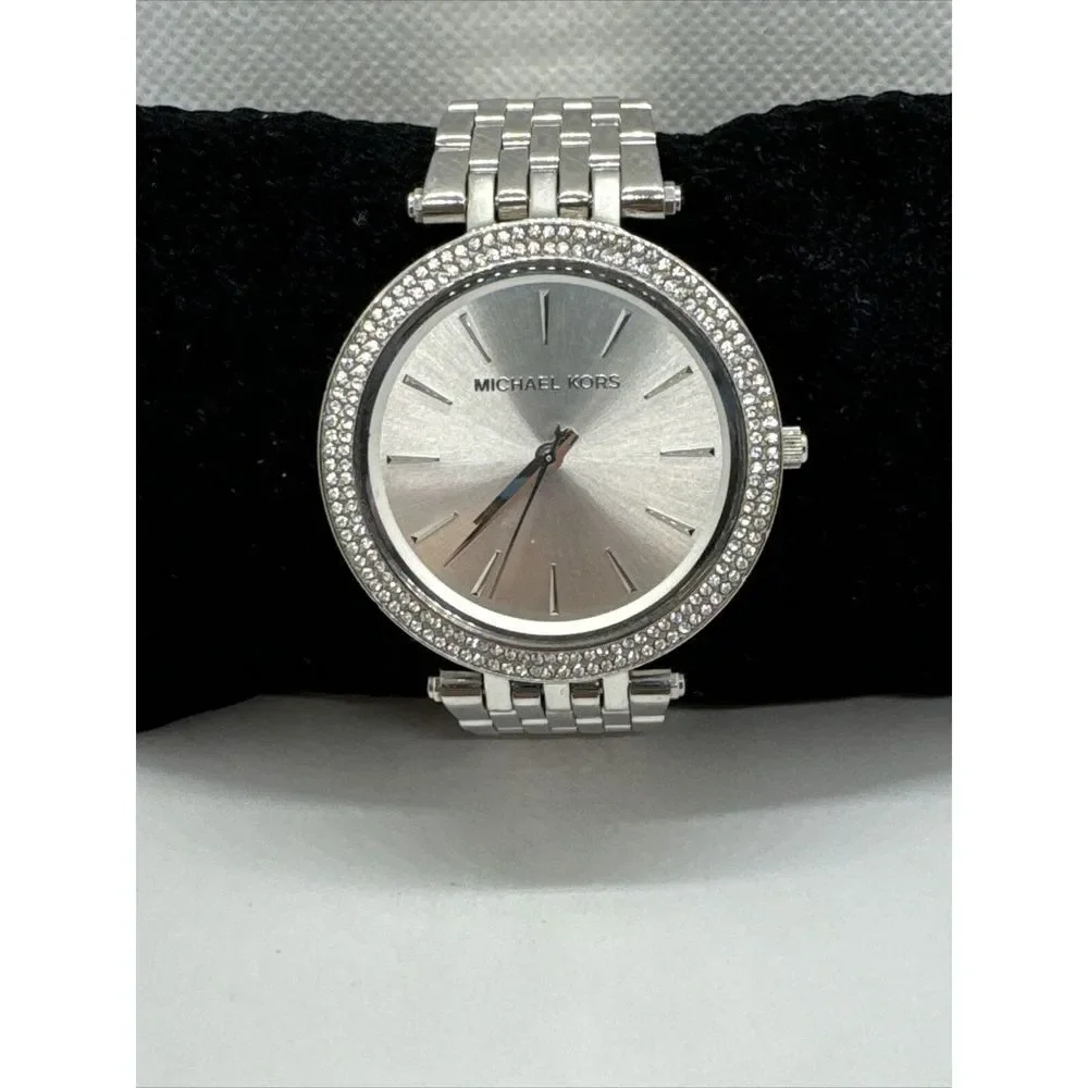 Michael Kors Darci MK3190 Womens Silver Stainless Steel Analog Dial Watch JNA420